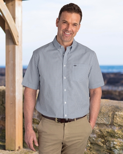 Perth Short Sleeve Checked Shirt (Modelled)
